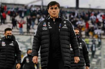 Gustavo Quinteros y el único detalle que resta para su renovación en Colo Colo