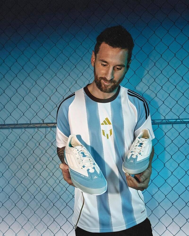 Nuevas zapatillas de Lionel Messi.