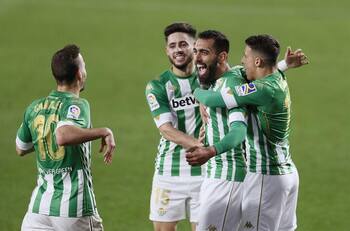 Las intensas negociaciones del Betis de Manuel Pellegrini por fichar a cotizado defensa italiano