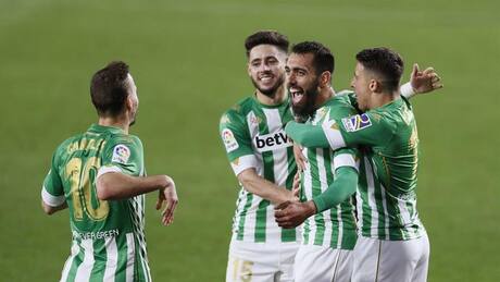 Las intensas negociaciones del Betis de Manuel Pellegrini por fichar a cotizado defensa italiano