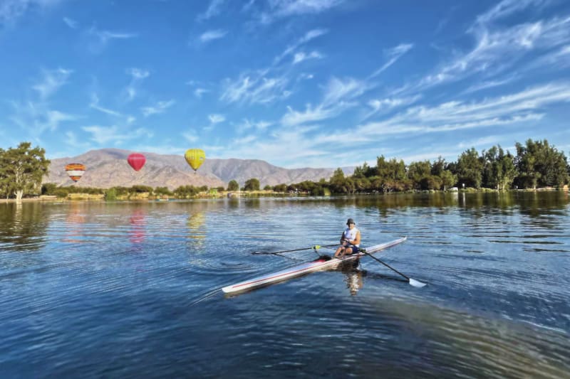 Un paisaje perfecto para desconectarse de la rutina. Créditos: Club de Remo Carén en Instagram.