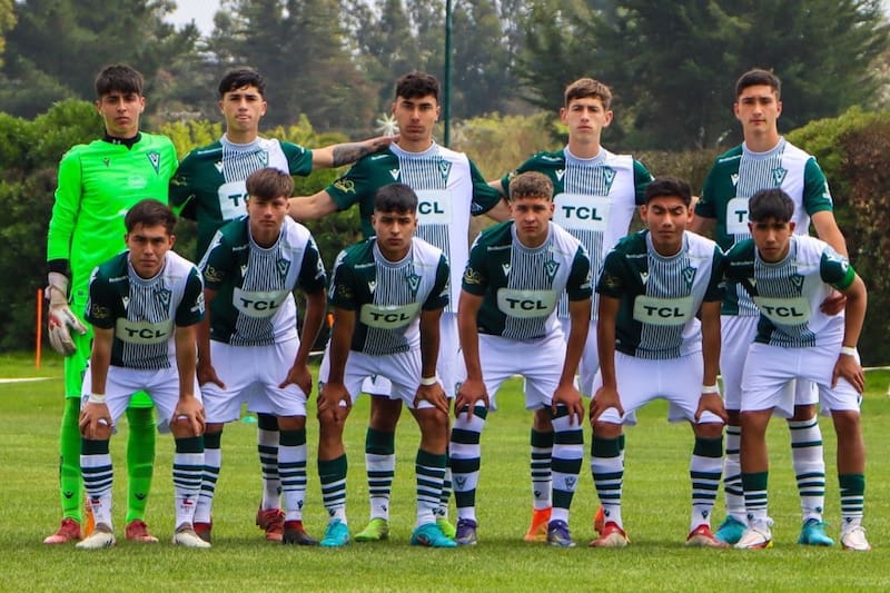 Luis Miguel Margas forma parte del fútbol formativo de Santiago Wanderers. Este 2023 se desempeña en la Sub 21.