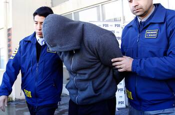 PDI detiene a sospechoso de apuñalar a tres personas en distintos puntos de la Alameda