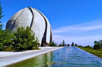 Templo Bahá’í en Santiago: el panorama gratuito para visitar durante el otoño