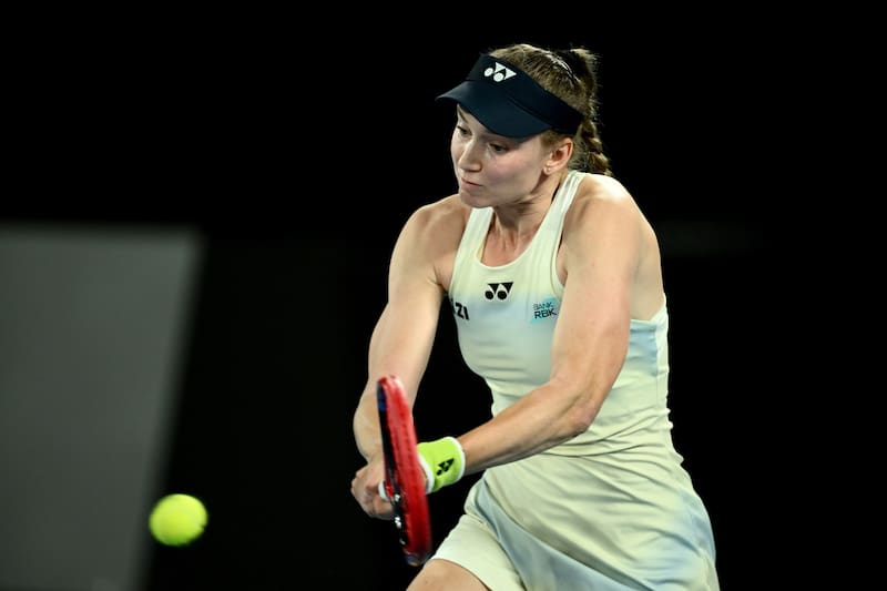 La kazaja casi no sufrió para imponerse a Jessica Pegula y avanzar a la final del Australian Open. Foto: Agencia EFE.
