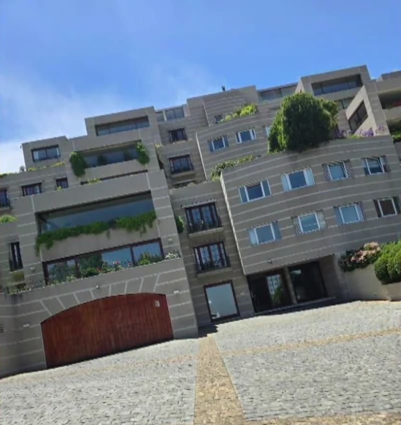 La animadora de televisión está 6 meses morosa en el arriendo de su departamento.