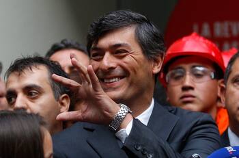 Parisi añade suspenso a la segunda vuelta y llama su electorado a mantener el voto en reserva
