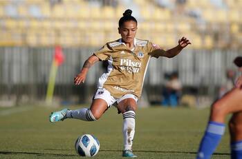 El plantel femenino de Colo Colo endurece las críticas contra Jordhy Thompson: “Es una vergüenza”