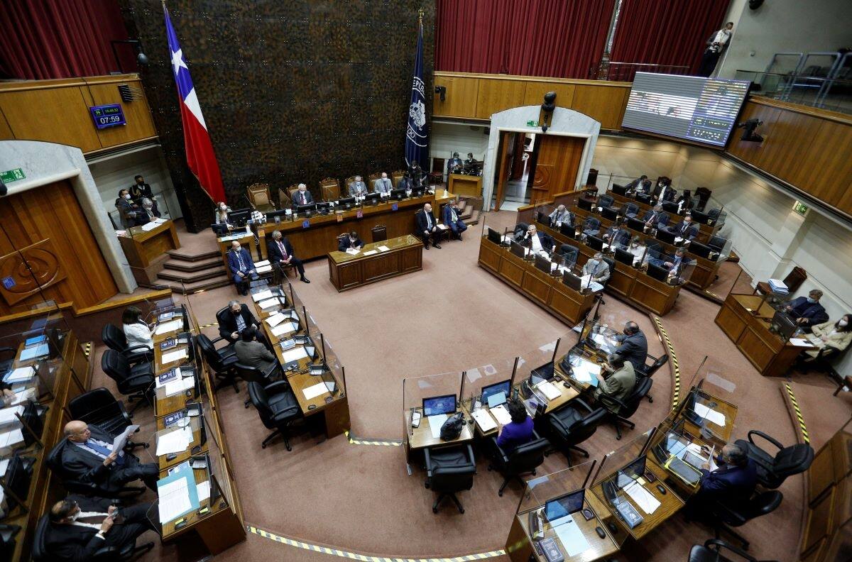 Senado aprobó y despachó a la Cámara proyecto para detener alza de la parafina