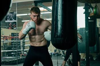 Así luce "Canelo" Álvarez de cara a su pelea con Callum Smith