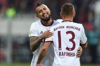 Flamengo hizo oficial el arribo de Rafinha proveniente de Bayern Múnich