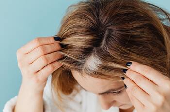 Cubre tus canas con esta receta secreta y revisa los resultados en 3 días