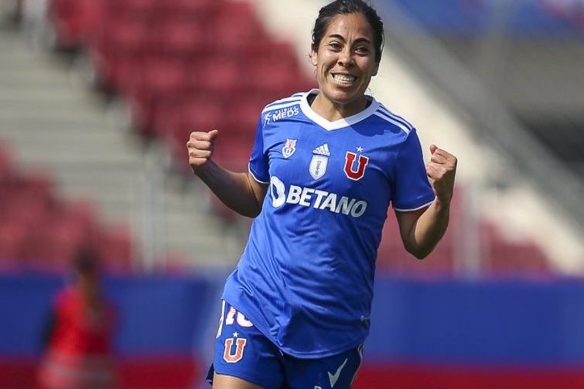 Se ratifica el golpe al mercado: "Paloma" López es presentada en Colo Colo tras su salida de la U