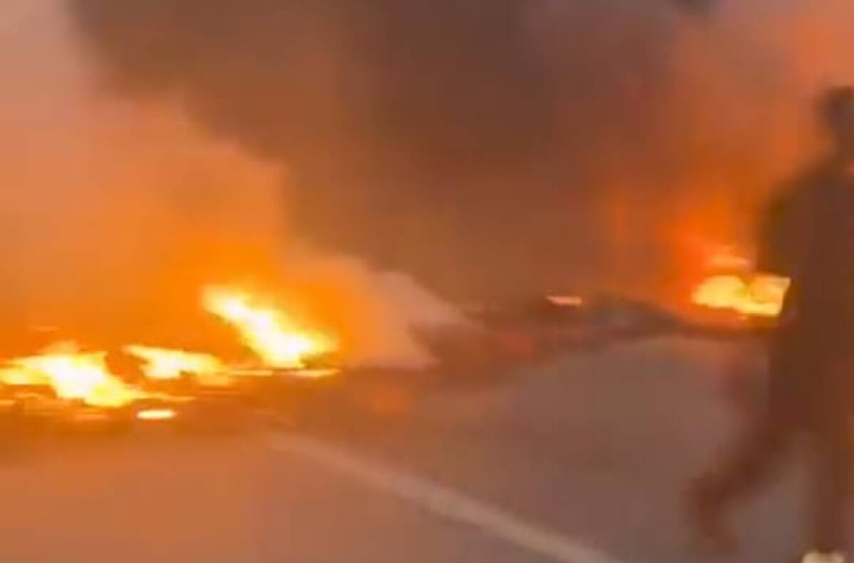 VIDEO | Camioneros adherentes a Bolsonaro arman barricadas y bloquean carreteras tras la elección de Lula da Silva en Brasil