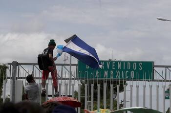 "Guatepeor " tendencia en México tras el anuncio de que Guatemala cerrará fronteras