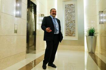 Matamala: “¿Cómo podemos hablar del “mismo barco” cuando las seis mayores fortunas del país, lejos de sufrir el temporal, se benefician de él?”