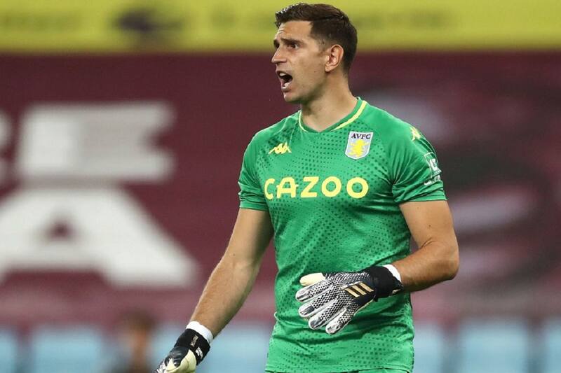 El arquero argentino juega en Aston Villa