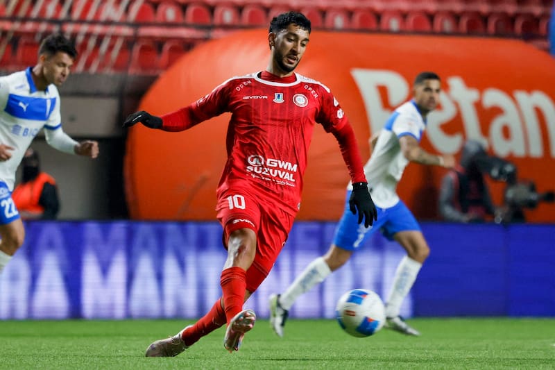 El delantero de 26 años será el nuevo refuerzo de Santiago Wanderers. Foto: Agencia Aton.