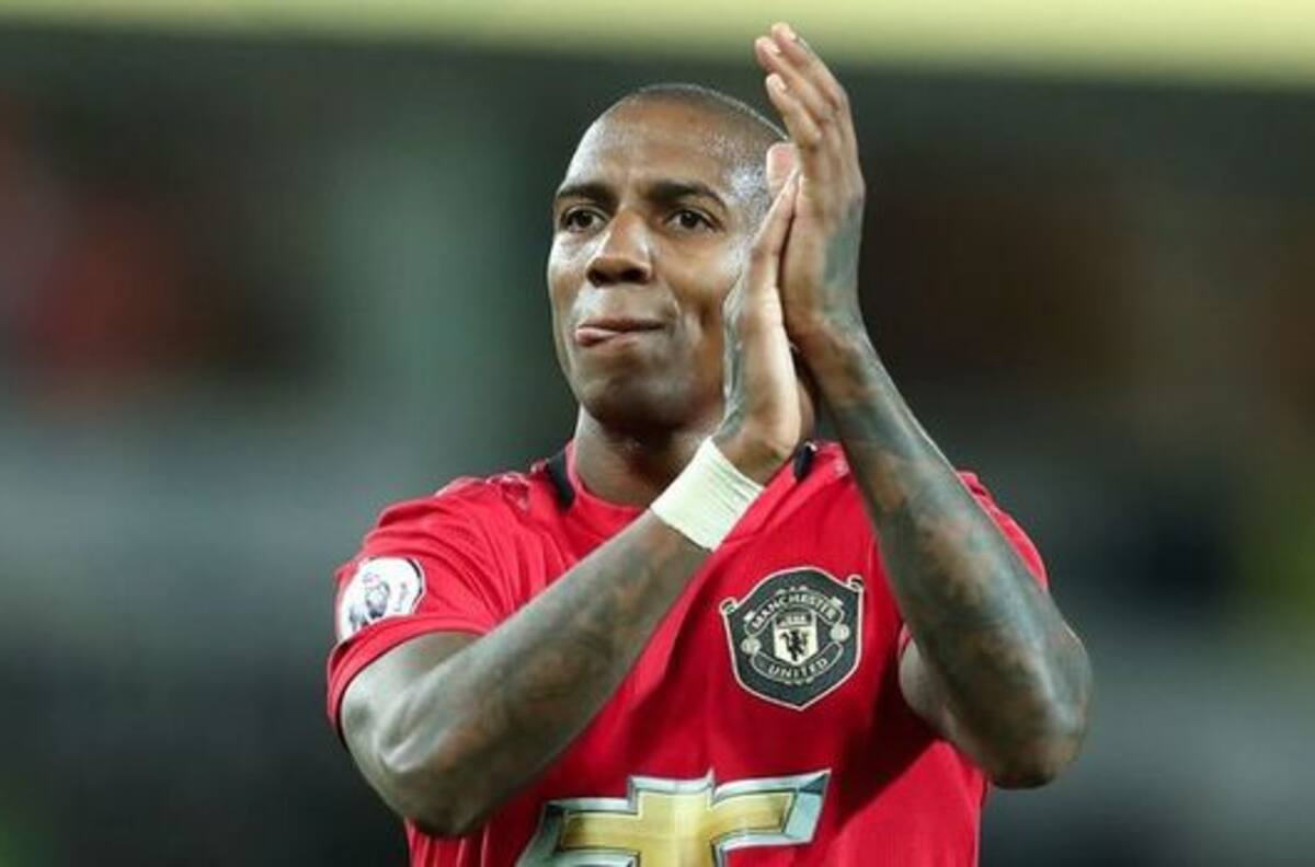 Sigue los pasos de Alexis: Inter y el United tienen acuerdo por Ashley Young