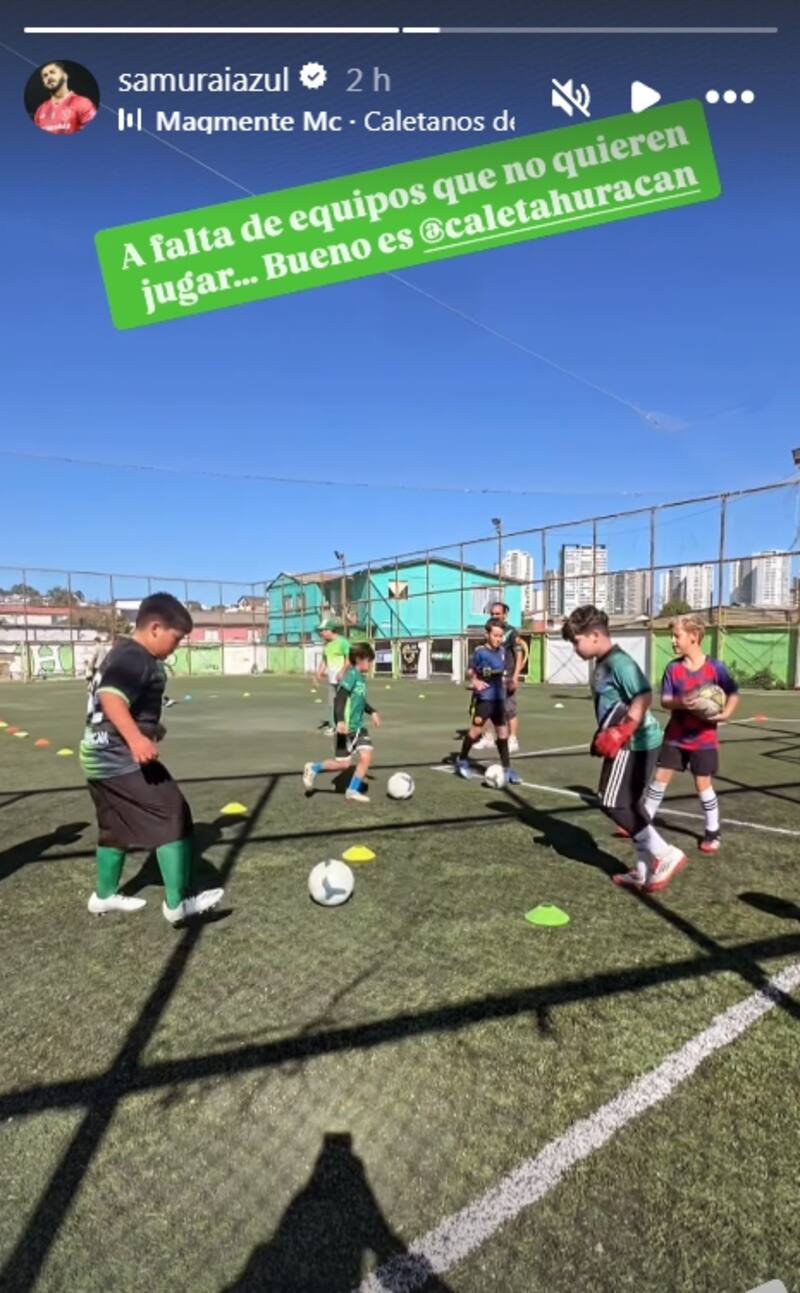 El ídolo de U. de Chile le tiró un palo a Colo Colo tras la suspensión del Superclásico.