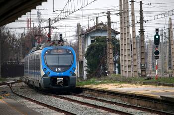 Tren Estación Central - Rancagua se mantiene con servicio suspendido y operación parcial por fatal accidente en la vía