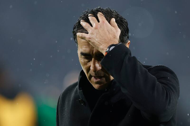 Gustavo Quinteros fue duramente criticado por Juan Cristóbal Guarello.