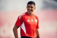 Sevilla se convenció y le ofrecerá nuevo contrato a Alexis Sánchez