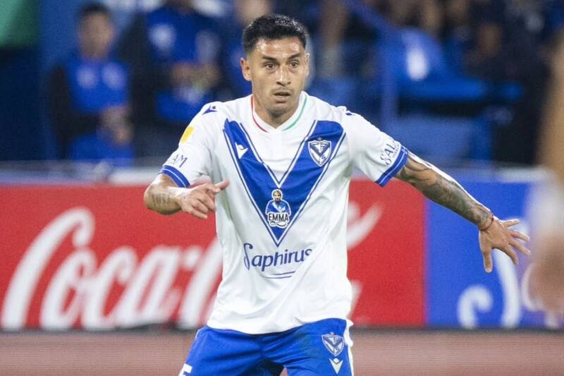 fue titular en triunfo de Vélez Sarsfield. Foto: Instagram Club Atlético Vélez Sarsfield.