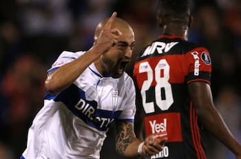 VIDEO | El gol del cuestionado "Tanque" Silva que le dio la última victoria a la UC sobre Flamengo