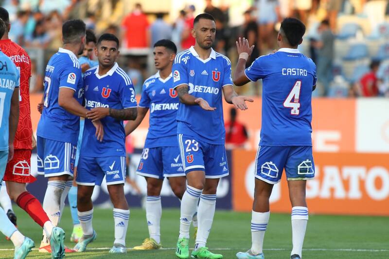 Universidad de Chile va en busca de romper con el invicto de Colo Colo.
Foto: Agencia Aton.