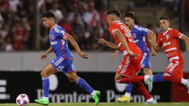 Podría jugar un nuevo amistoso con River Plate.