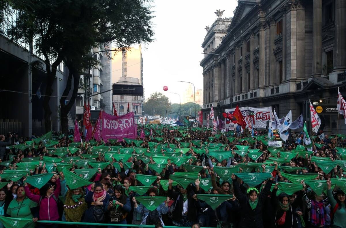 Ley de aborto: Cámara de Diputados aprobó en general proyecto de despenalización