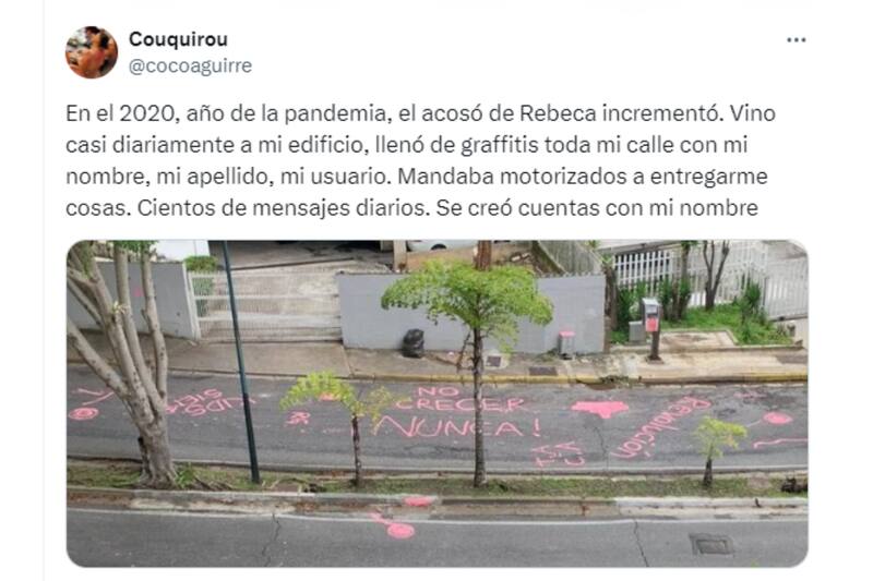 Suelo rayado por Rebeca frente a edificio de Couquirou.