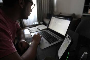 Contraloría declaró ilegal circular del Minsal que permite el teletrabajo a pacientes Covid-19