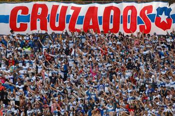 Nuevos miembros: un par de ídolos de la UC fueron distinguidos como "Cruzados Caballeros"