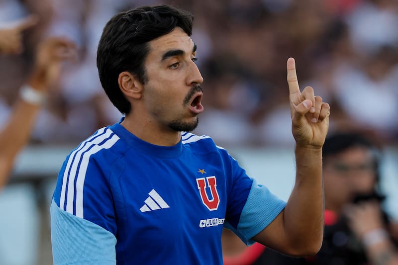 Francisco Meneghini definió los jugadores con los que contará en la Sudamericana, con Renato Cordero como principal sorpresa. Foto: Aton.