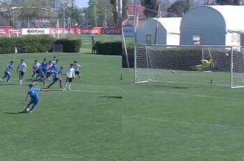 VIDEO | Las nuevas joyas de la U: Golazo de tiro libre y triplete frente a Colo Colo