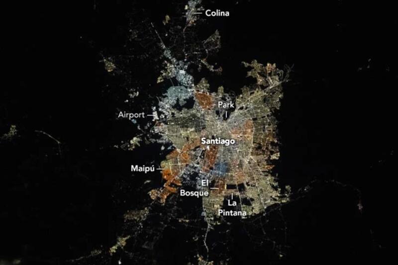 Revelan captura de la capital observada desde el espacio.