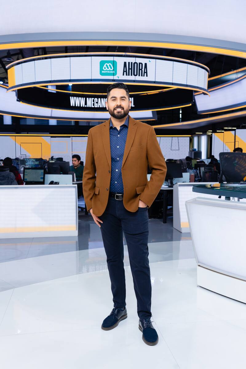 Carlos Jara es el conductor de "hora 0"