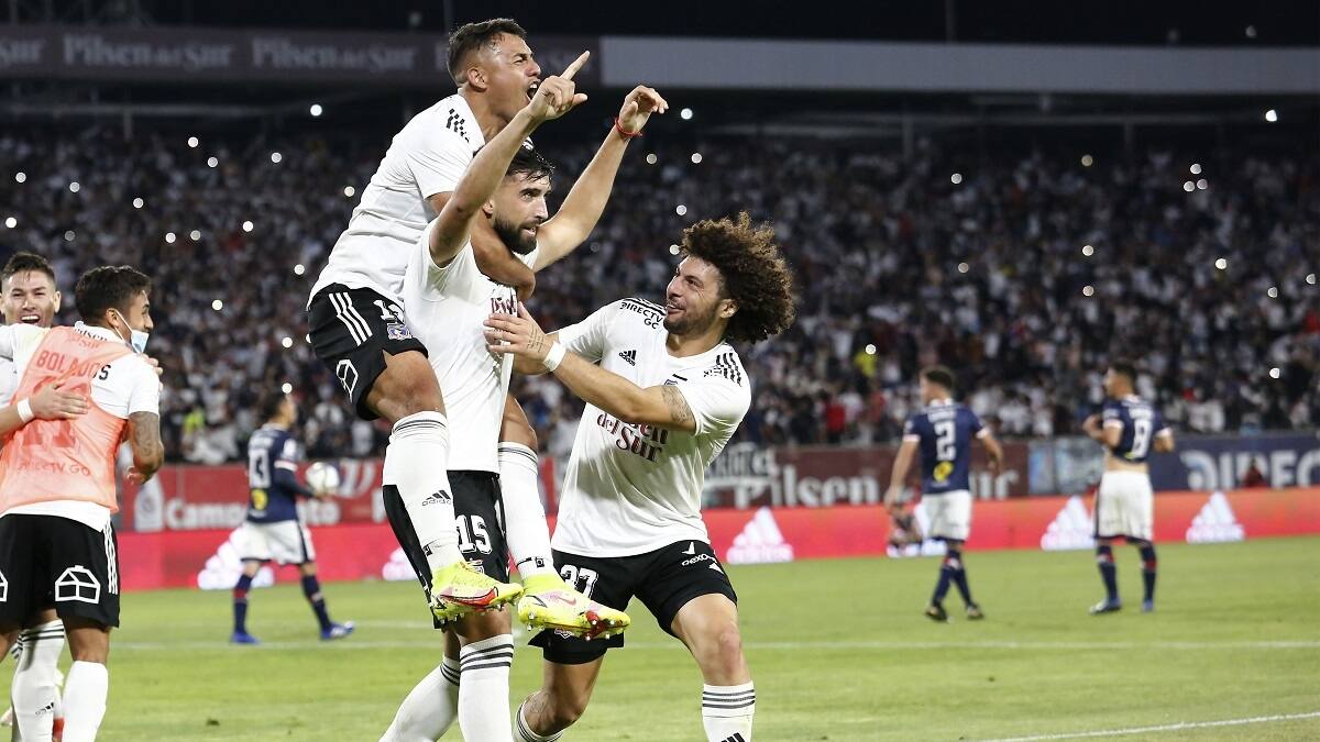 Video | El saludo íntimo de histórico jugador de Colo Colo a todo el plantel y cuerpo técnico albo