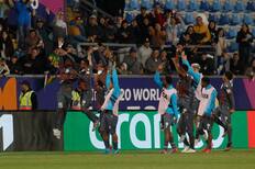 VIDEO | La emotiva celebración de Nueva Caledonia con los hinchas chilenos en el Mundial Sub 20