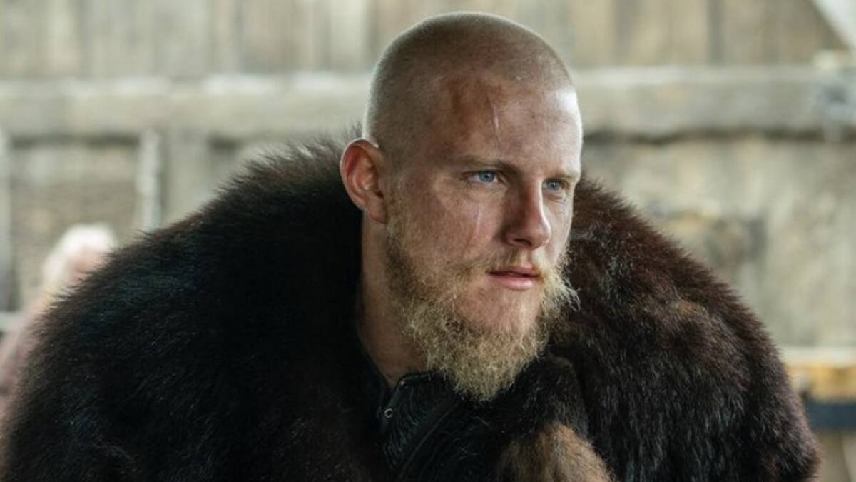 (VIDEO) "Se volvieron locos": Alexander Ludwig sorprendió a dos fanáticos de "Vikingos"
