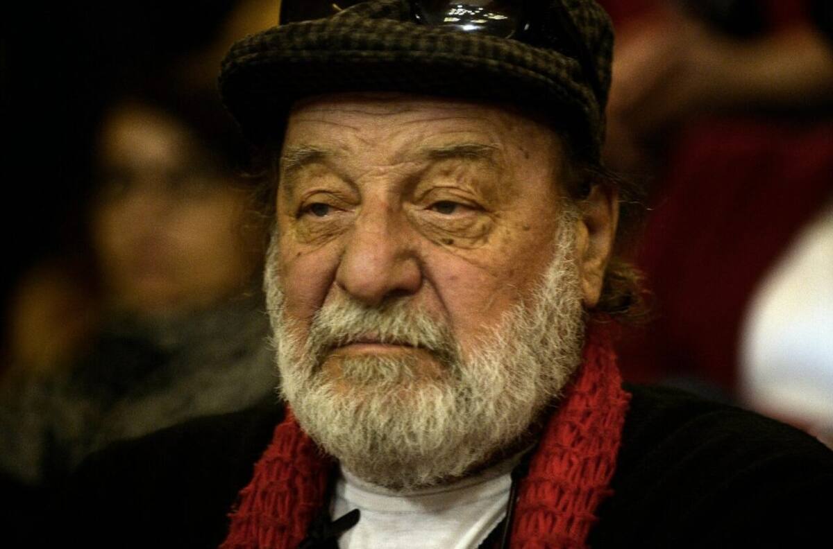 "Su estado de salud es delicado": Patricio Manns está hospitalizado y con diagnóstico reservado