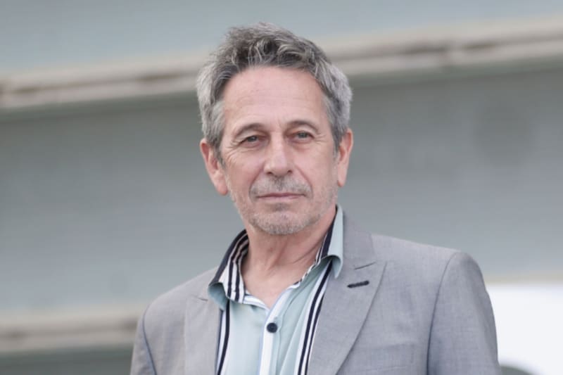 cuestionó el gobierno de turno producto de las promesas incumplidas en el ámbito cultural.