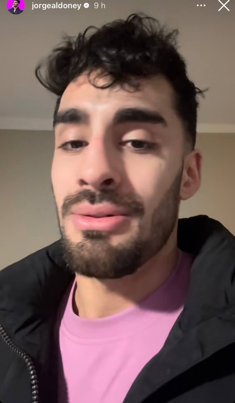 Jorge Aldoney reveló que continúa su relación con Skarleth Labra.