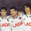 Por un costoso tratamiento: rematan camiseta de Colo Colo usada en la final de la Libertadores 1991