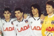Por un costoso tratamiento: rematan camiseta de Colo Colo usada en la final de la Libertadores 1991