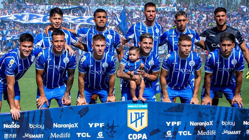 Godoy Cruz llega sin recibir goles al encuentro ante Colo Colo.