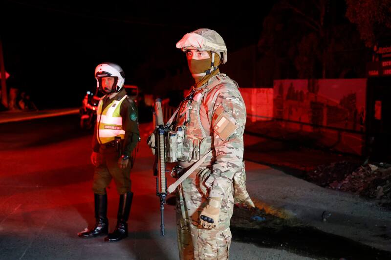 El alcalde de Maipú, Tomás Vodanovic, solicitó que el personal militar ayude con la contención de la delincuencia en la comuna.