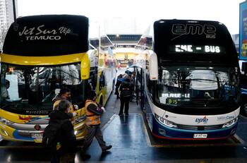 Plan Paso a Paso: ¿Se puede viajar a otras regiones estando en Fase 2?